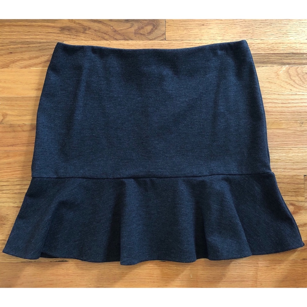 🟢 Barney’s New York Flounce Skirt NWT